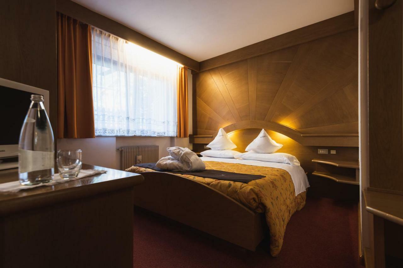 Hotel Catinaccio Vigo di Fassa Kültér fotó